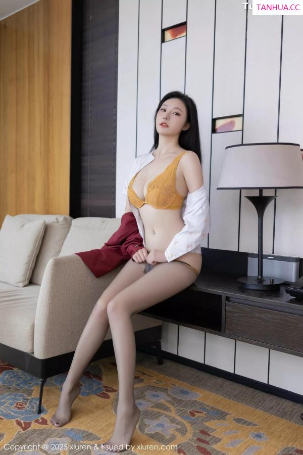 安然Maleah  [XiuRen]高清写真图 2025.05.27 No.10333 安然anran 空姐制服第50张图片